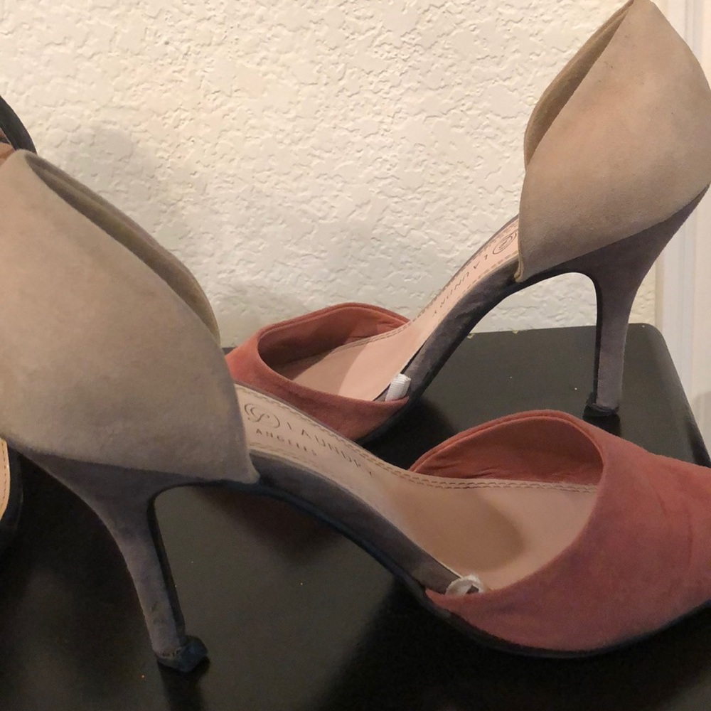 High heels - Picture 3 of 3